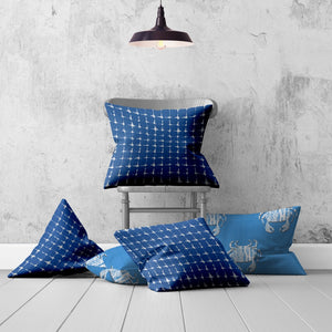 Homeroots Set Of Three 20" X 20" Blue And White Zippered Coastal Throw Indoor Outdoor Pillow Cover  100% Polyester 409842