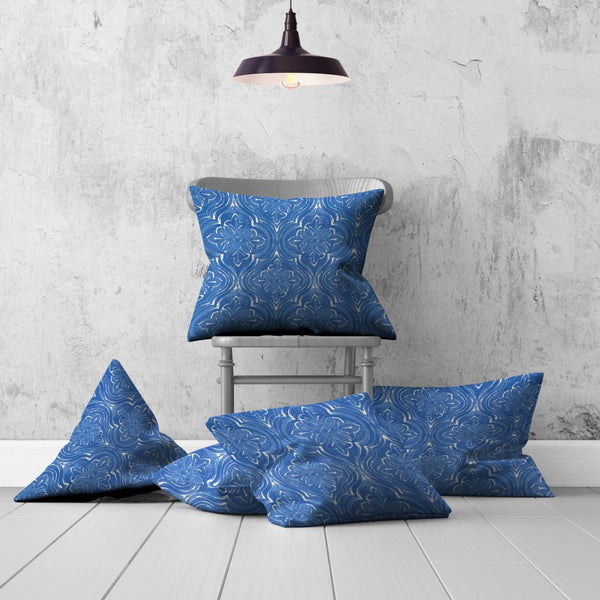 Homeroots Set Of Three 20" X 20" Blue And White Zippered Coastal Throw Indoor Outdoor Pillow  100% Polyester 409863