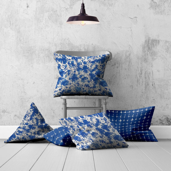 Homeroots Set Of Three 20" X 20" Blue And White Enveloped Coastal Throw Indoor Outdoor Pillow Cover  100% Polyester 409890