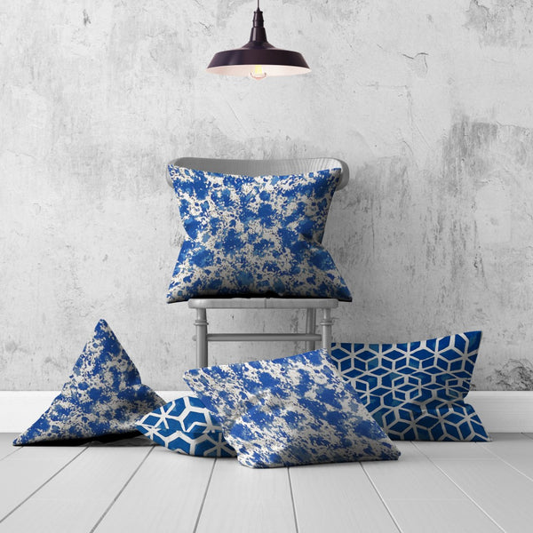 Homeroots Set Of Three 20" X 20" Blue And White Enveloped Coastal Throw Indoor Outdoor Pillow Cover  100% Polyester 409905
