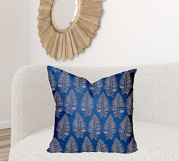 Homeroots 26" X 26" Blue And White Zippered Tropical Throw Indoor Outdoor Pillow  100% Polyester 410103
