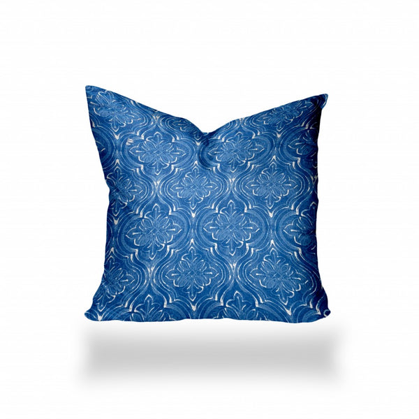 Homeroots 24" X 24" Blue And White Zippered Ikat Throw Indoor Outdoor Pillow  100% Polyester 410278