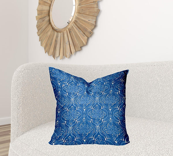 Homeroots 24" X 24" Blue And White Zippered Ikat Throw Indoor Outdoor Pillow  100% Polyester 410278
