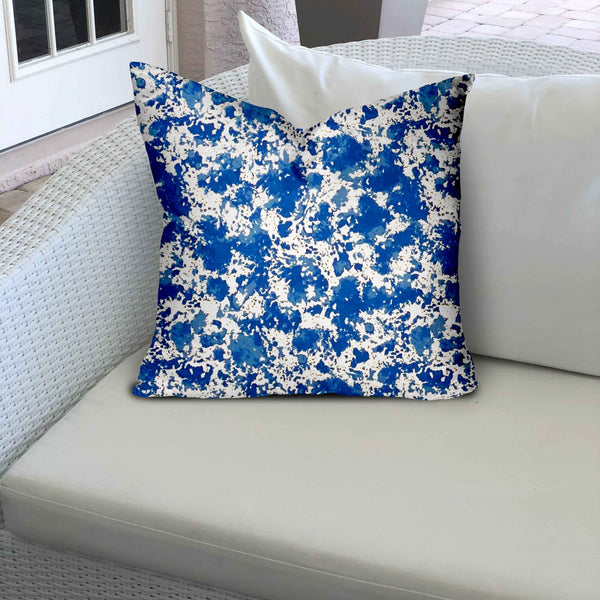 Homeroots 20" X 20" Blue And White Blown Seam Coastal Throw Indoor Outdoor Pillow  100% Polyester 410356