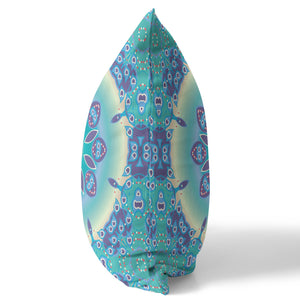 Homeroots 26” Green Blue Jewel Indoor Outdoor Zippered Throw Pillow   410933