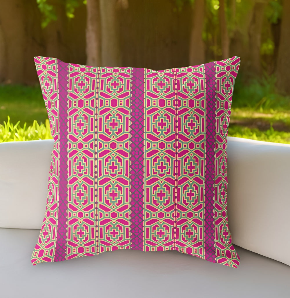 Homeroots 26"X26" Pink And Green Zippered Broadcloth Trellis Throw Pillow   411043