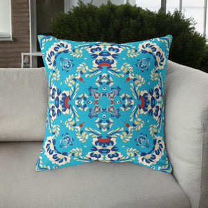 Homeroots 26" Cyan Blue Filigree Indoor Outdoor Zip Throw Pillow   411223