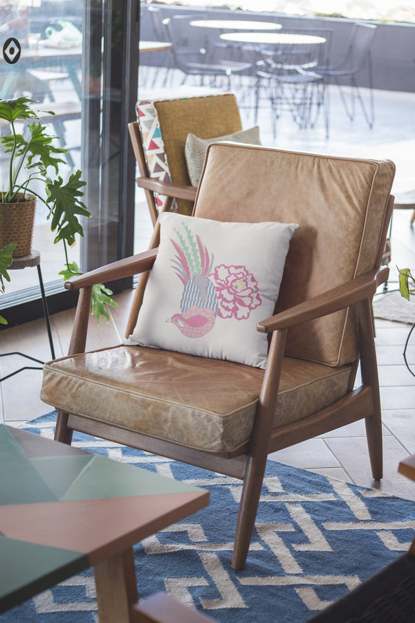 Homeroots 26” Pink White Peacock Indoor Outdoor Throw Pillow   412329