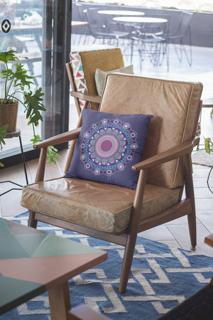 Homeroots 28" X 28" Navy Blue Blown Seam Geometric Indoor Outdoor Throw Pillow   412485