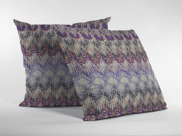 Homeroots 26” Magenta Cream Hatch Indoor Outdoor Throw Pillow   412554