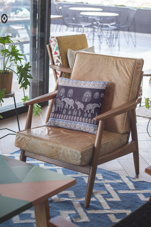 Homeroots 26” Purple Ornate Elephant Indoor Outdoor Zippered Throw Pillow   412780