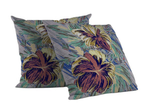Homeroots 26” Terracotta Hibiscus Indoor Outdoor Zippered Throw Pillow   412868