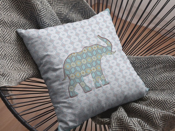 Homeroots 26" Blue Elephant Indoor Outdoor Zip Throw Pillow   412984