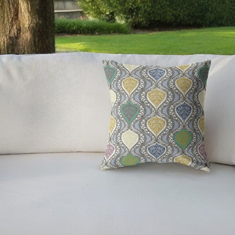 Homeroots 26” Gray Gold Ogee Indoor Outdoor Zippered Throw Pillow   413036