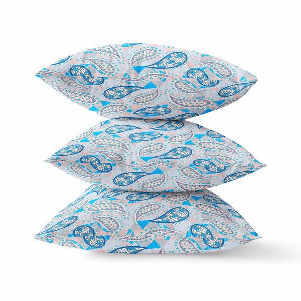 Homeroots 20” Blue Peach Boho Paisley Zippered Suede Throw Pillow   413509