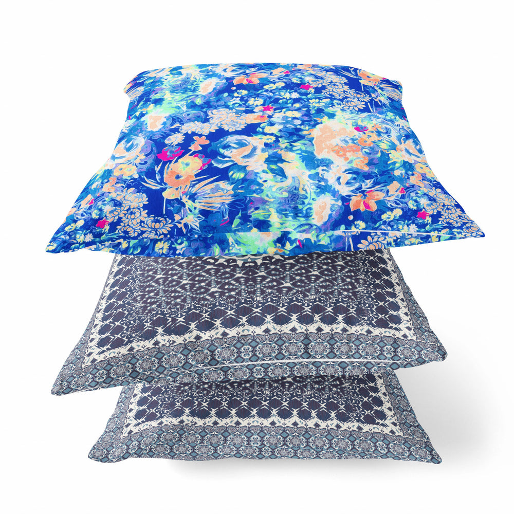 Homeroots 20" Bright Blue Springtime Zippered Suede Throw Pillow   413644