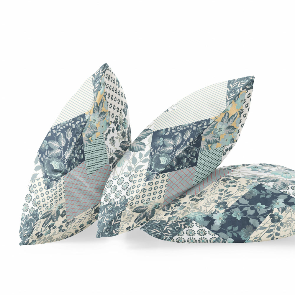 Homeroots 28" Teal White Boho Floral Indoor Outdoor Throw Pillow   413914