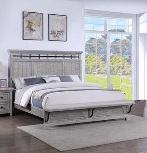 English Elm 1pc Rustic Charm Queen Bed with Soft Greige Finish, Natural Wood Grain Footboard Bench Panel Gray 86 L x 9.75 W x 5.5 H B2741S00189