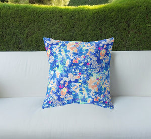 Homeroots 26" Bright Blue Springtime Indoor Outdoor Throw Pillow   414591