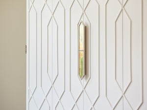 Lexington Elmhurst Bar - Modern Elegance With Geometric Fretwork, Led Lighting, Adjustable Shelves & Storage Alabaster  415-961c