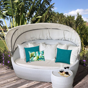 Homeroots Set Of Three 18" X 18" White And Gray Blown Seam Solid Color Throw Indoor Outdoor Pillow  Uv Protected Polyester 416543