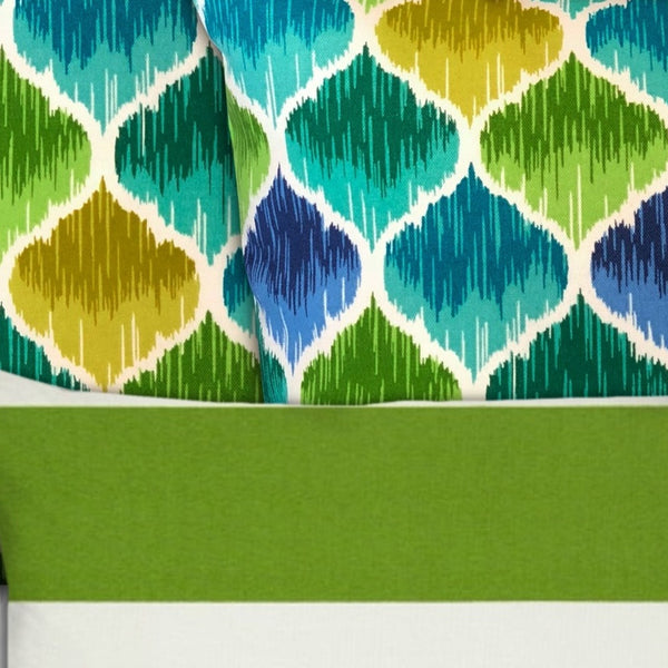 Homeroots Set Of Three 18" X 18" Green And Yellow Blown Seam Quatrefoil Throw Indoor Outdoor Pillow  Uv Protected Polyester 416547