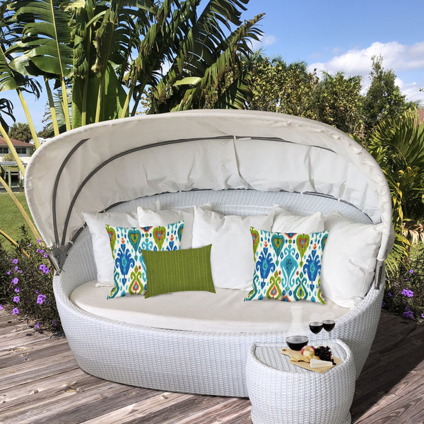 Homeroots Set Of Three 18" X 18" Green And White Blown Seam Ikat Throw Indoor Outdoor Pillow  Uv Protected Polyester 416593