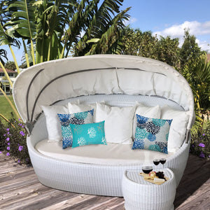 Homeroots Set Of Three 18" X 18" Blue And White Zippered Coastal Throw Indoor Outdoor Pillow  Uv Protected Polyester 416709