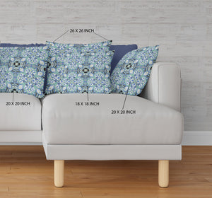 Homeroots 20"X20" Blue And Green Microsuede Quatrefoil Zippered Pillow   417957