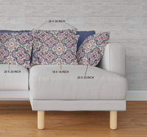 Homeroots 20"X20" Green And Ivory Microsuede Quatrefoil Zippered Pillow   417975