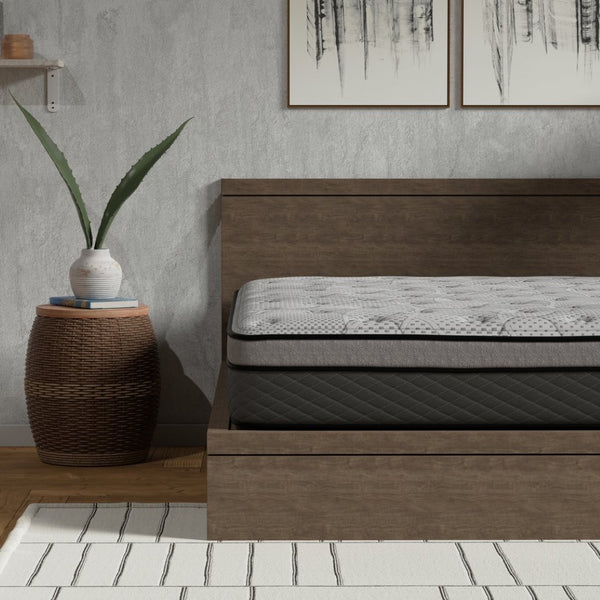 English Elm Hybrid Gel Foam Pocketed Coil Mattress Medium Firm Support for Spinal Alignment B047P321030
