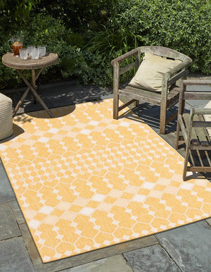 Unique Loom Outdoor Trellis Traliccio Machine Made Trellis Rug Yellow, Ivory 5' 3" x 7' 10"