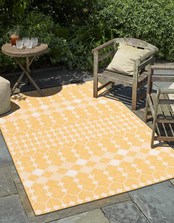 Unique Loom Outdoor Trellis Traliccio Machine Made Trellis Rug Yellow, Ivory 5' 3" x 7' 10"