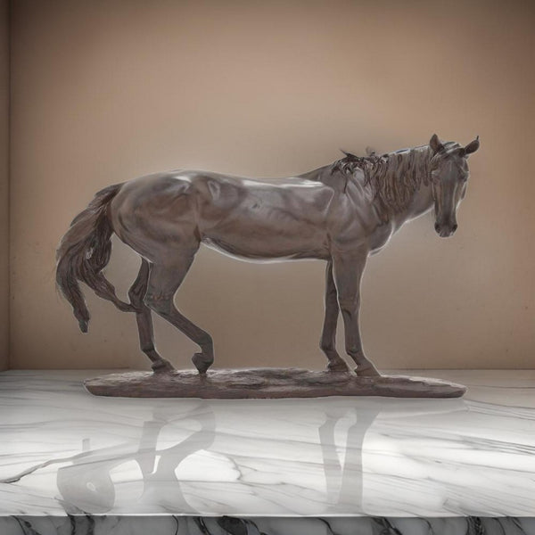 English Elm Refi Brown Resin Horse Sculpture Rustic Farmhouse Decor for Shelf or Mantel B056P416871