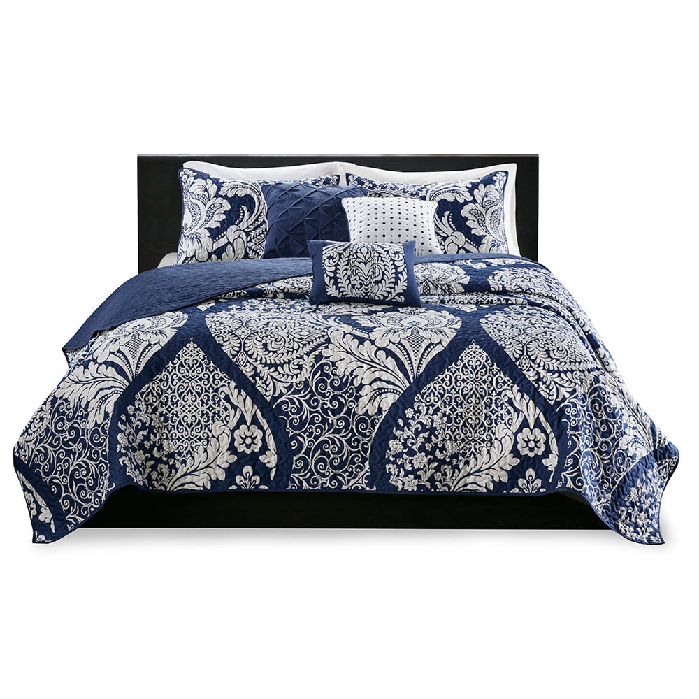 JLA Home Madison Park - 6 Piece Printed Cotton Quilt Set Madison Park Vienna — Reversible Damask Sateen Quilt with 3 Embroidered Pillows Indigo MP13-5578