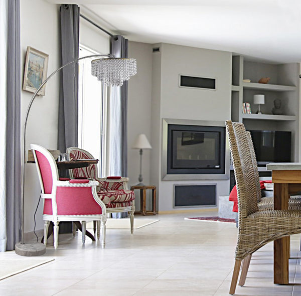 Homeroots 86" Silver And White Arc Floor Lamp With Faux Crystal Beading  Metal 431794