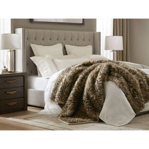 English Elm 1-piece Oversized Faux Fur Throw Bobcat Print Plush Velvet Backed Cozy Sofa Blanket Leopard B035P408335