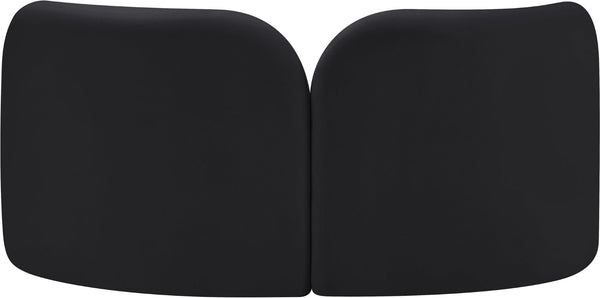 Meridian Furniture Daphne Art Deco Curved Loveseat with Swappable Wood Legs and Plush Upholstery for Living Rooms Black Velvet 44002Black-L