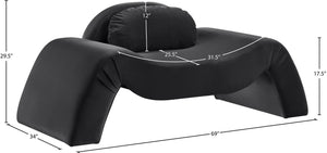 Meridian Furniture Austin Sculptural Curved Accent Chair with Plush Upholstered Seat for Modern Living Rooms Black Velvet 44008Black-C