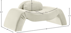 Meridian Furniture Austin Sculptural Curved Accent Chair with Plush Upholstered Seat for Modern Living Rooms Cream Velvet 44008Cream-C
