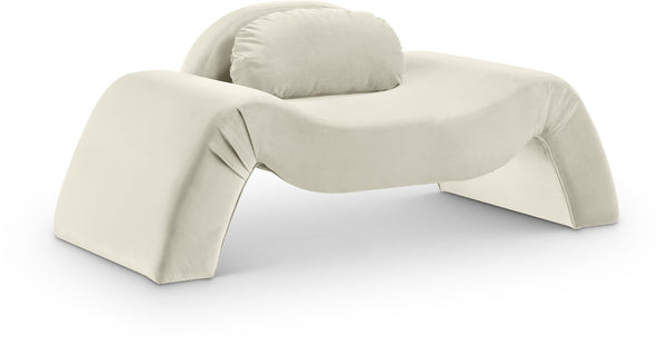 Meridian Furniture Austin Sculptural Curved Accent Chair with Plush Upholstered Seat for Modern Living Rooms Cream Velvet 44008Cream-C