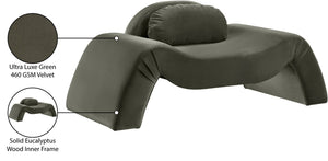 Meridian Furniture Austin Sculptural Curved Accent Chair with Plush Upholstered Seat for Modern Living Rooms Green Velvet 44008Green-C