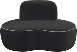 Meridian Furniture Swerve Sculptural Velvet Accent Chair with Curved Silhouette for Modern Living Room Decor Black 44021Black-C