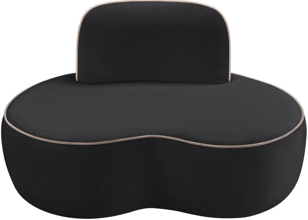 Meridian Furniture Swerve Sculptural Velvet Accent Chair with Curved Silhouette for Modern Living Room Decor Black 44021Black-C