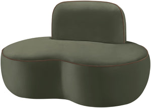 Meridian Furniture Swerve Sculptural Velvet Accent Chair with Curved Silhouette for Modern Living Room Decor Green 44021Green-C