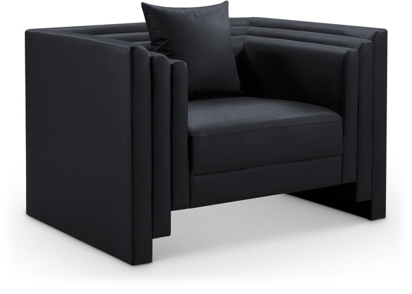 Meridian Furniture Everett Accent Chair with Plush Cushioning and Solid Wood Frame for Modern Living Spaces Black Vegan Leather 44067Black-C
