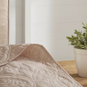 English Elm 3 Piece Reversible Bedspread Set Oakley Quilted Medallion Oversized Microfiber Hypoallergenic Comforter khaki 15.35 L x 13.39 W x 9.45 H B03594961