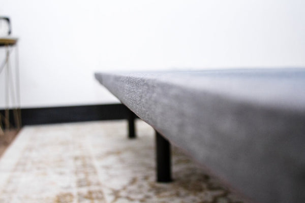 English Elm Omne Woven Gray Upholstered Platform Base Tool-free Setup with Adjustable Steel Legs B047P296249