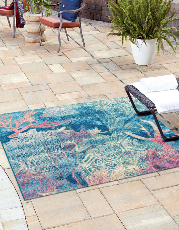 Unique Loom Outdoor Coastal Edgartown Machine Made Floral / Botanical Rug Multi, Blue/Ivory/Light Blue/Navy Blue/Pink/Beige 5' 4" x 6' 1"