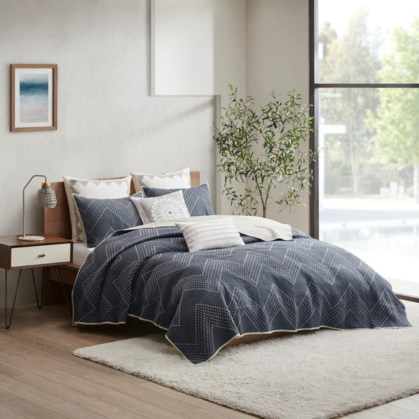 English Elm 3 Pomona Embroidered Cotton Quilt Set Navy King/Cal King – Chevron Taupe Reverse, Antimicrobial, Cozy Modern Bedding B03596540